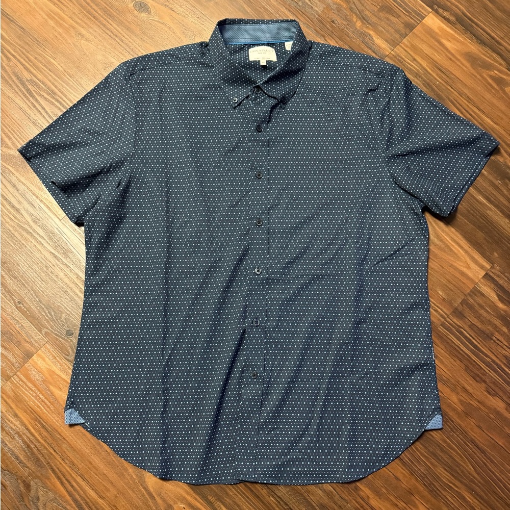 Construct 4 Way Stretch Short Sleeve Button Up